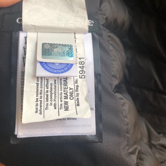 Canada Goose WOMEN'S CAMP DOWN HOODY Jacket - Picture 12 of 13